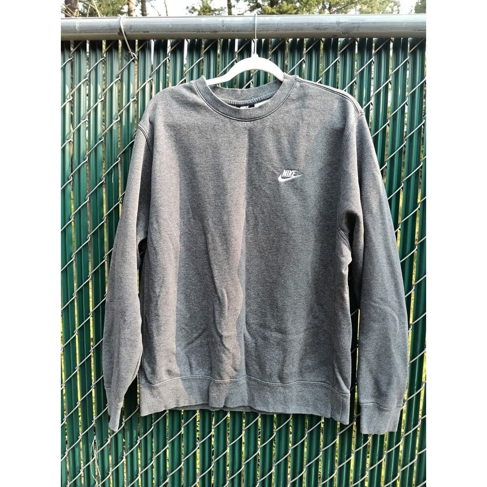 Nike Sportswear Club Fleece Crewneck Sweatshirt in Dark Grey